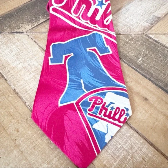 Philadelphia Phillies Red and Blue Tie - Picture 2 of 7